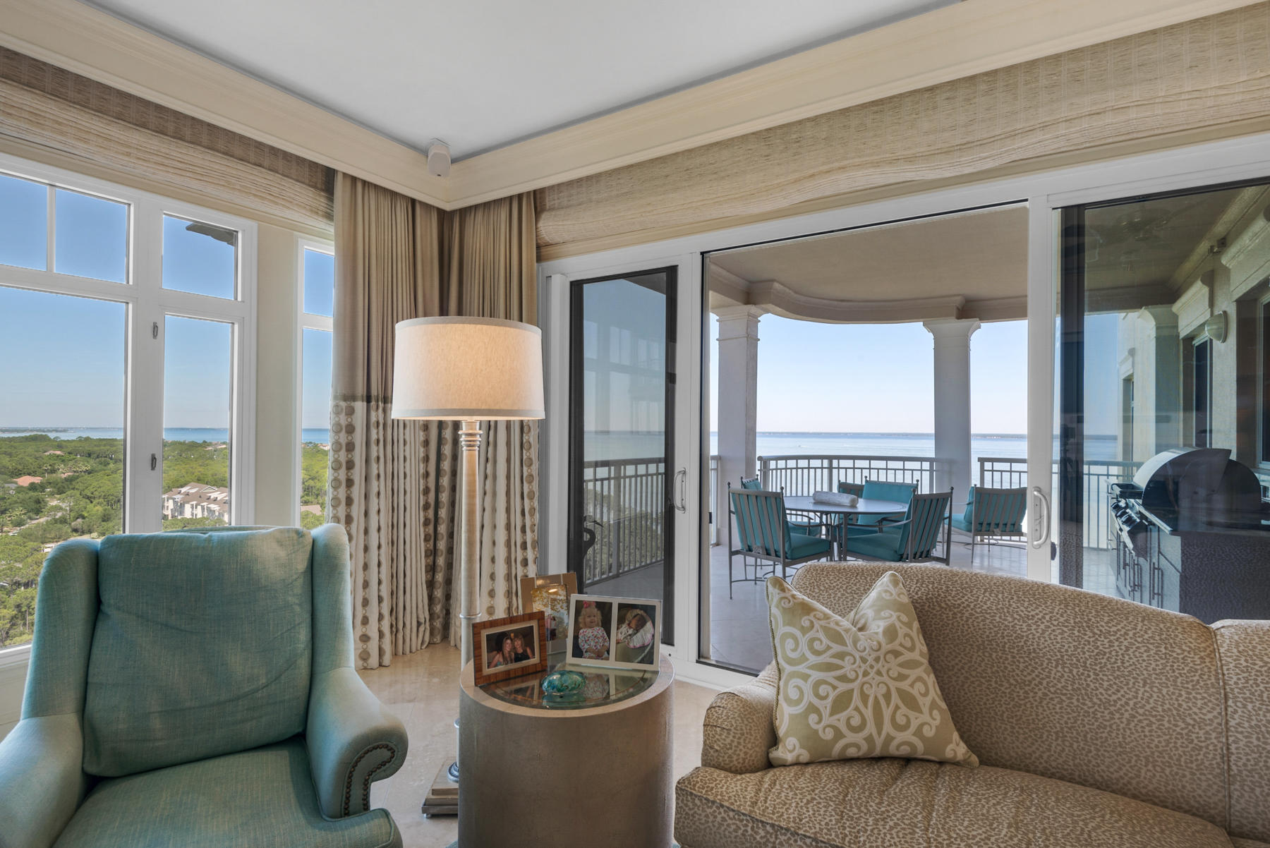 ONE WATER PLACE - Residential