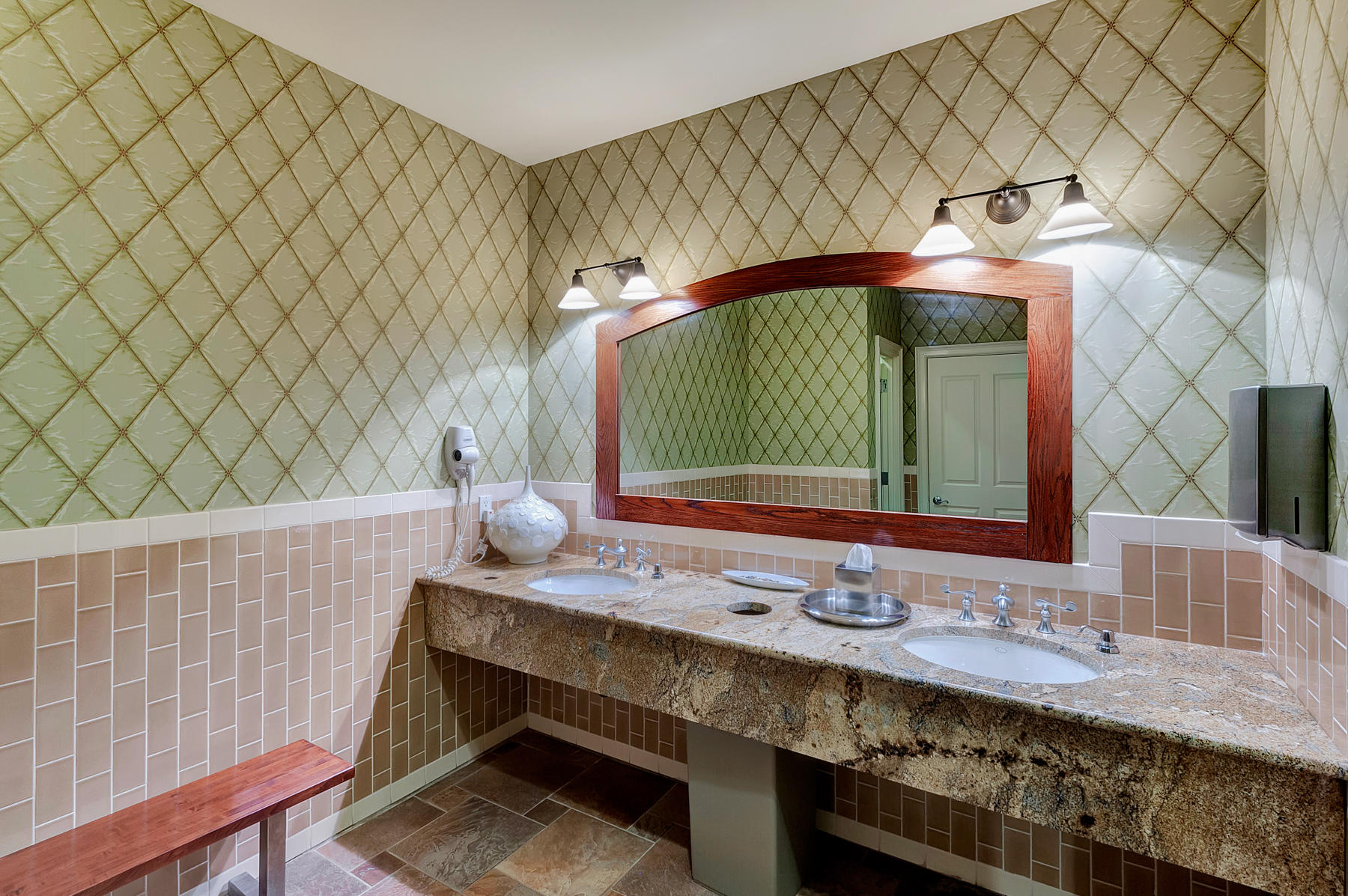 ONE WATER PLACE - Residential