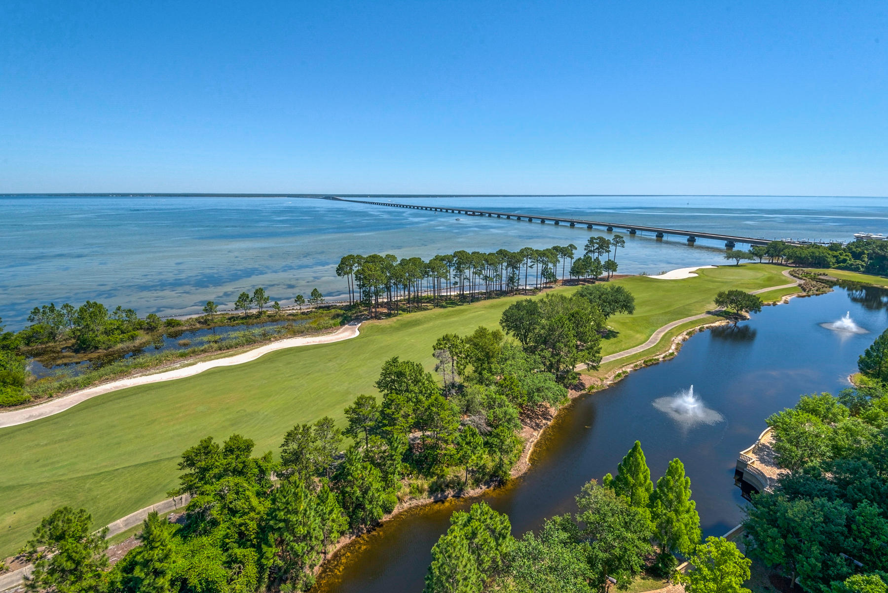 ONE WATER PLACE - Residential