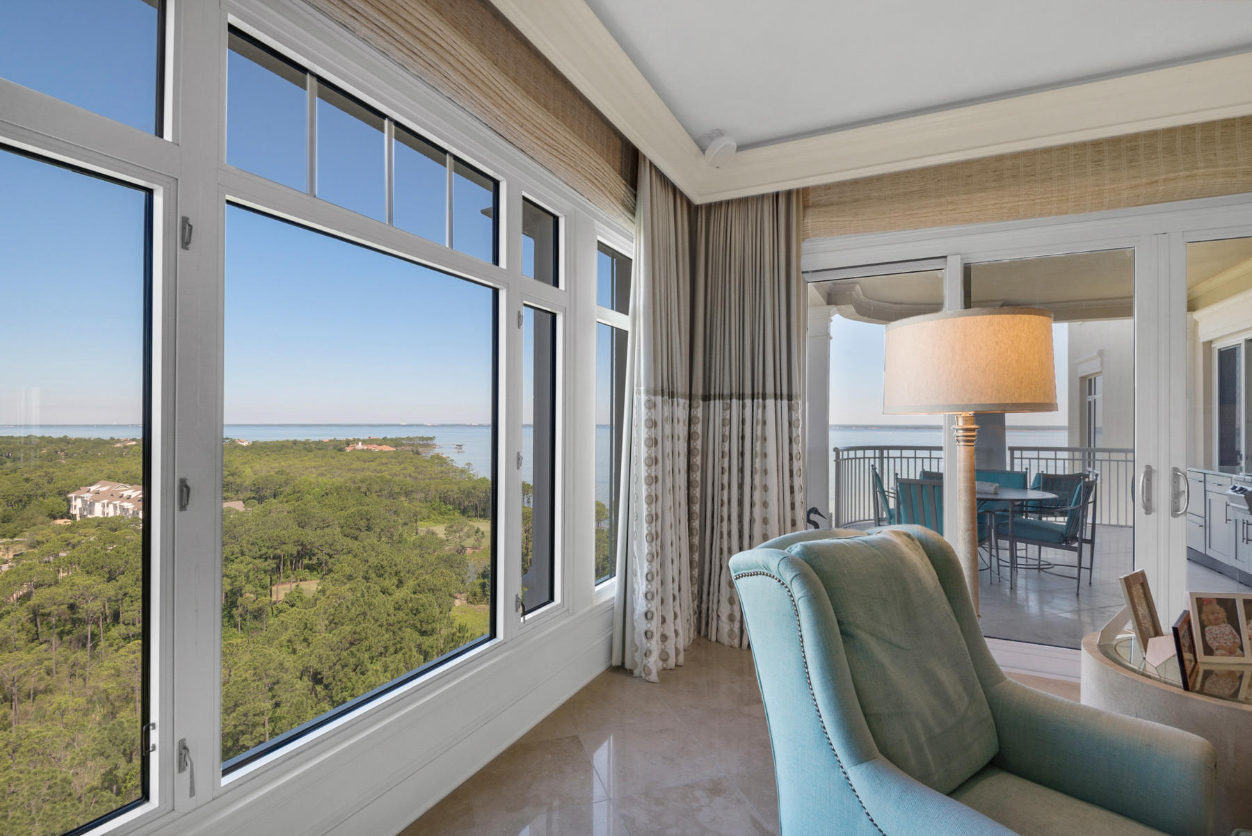 ONE WATER PLACE - Residential