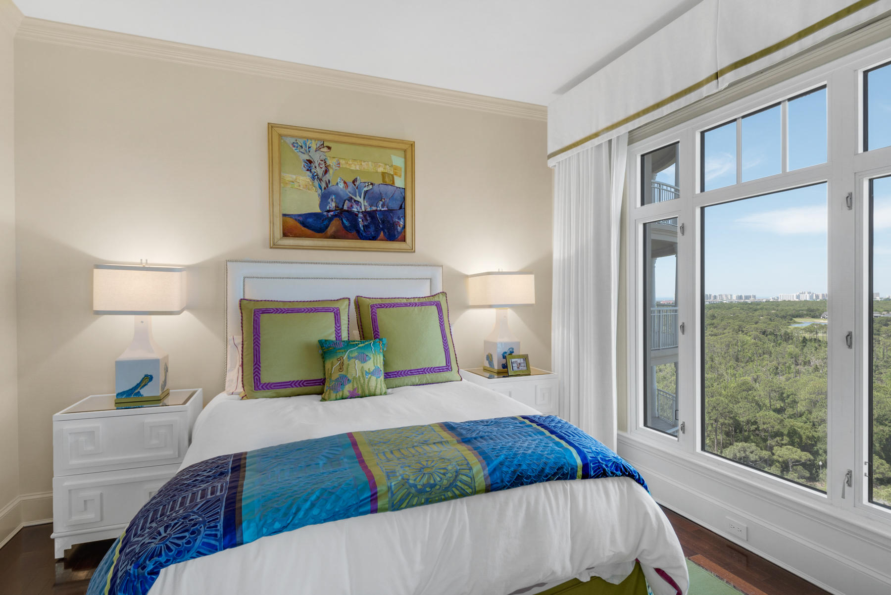 ONE WATER PLACE - Residential