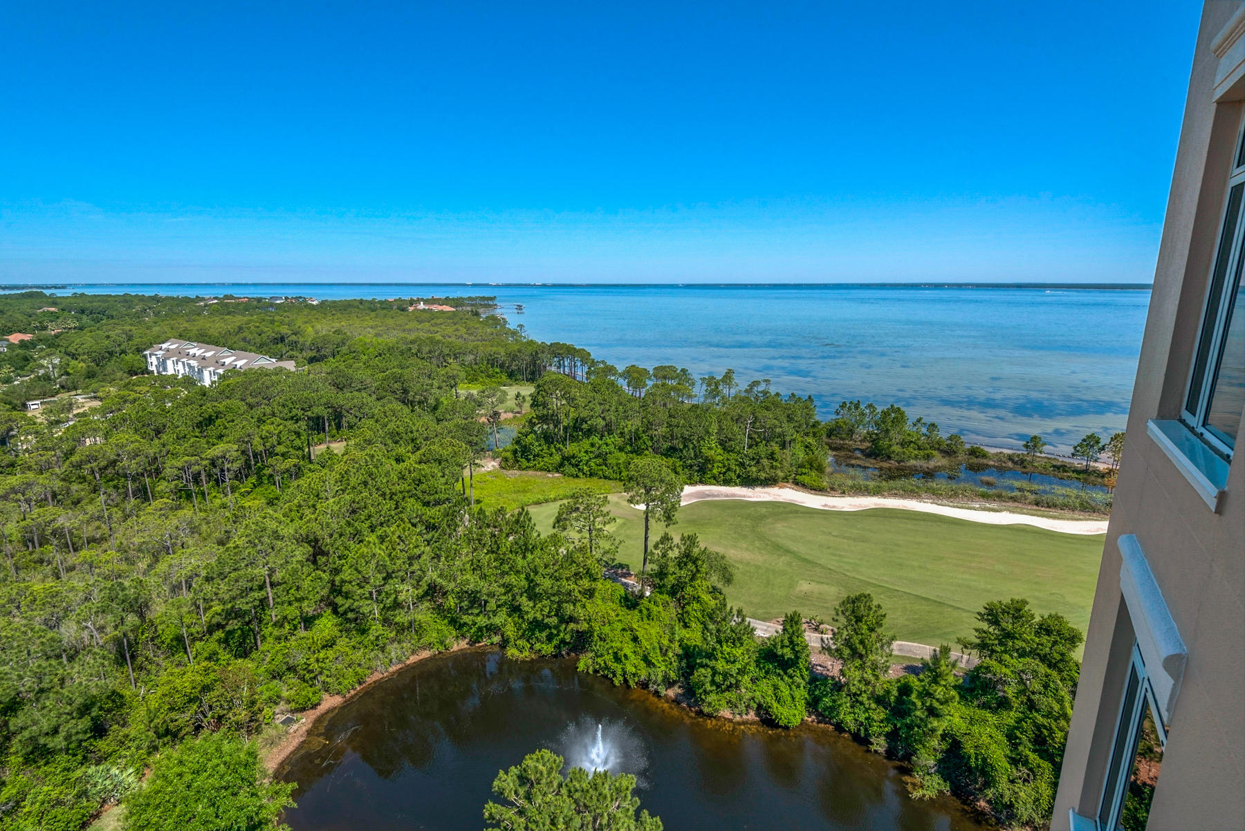 ONE WATER PLACE - Residential