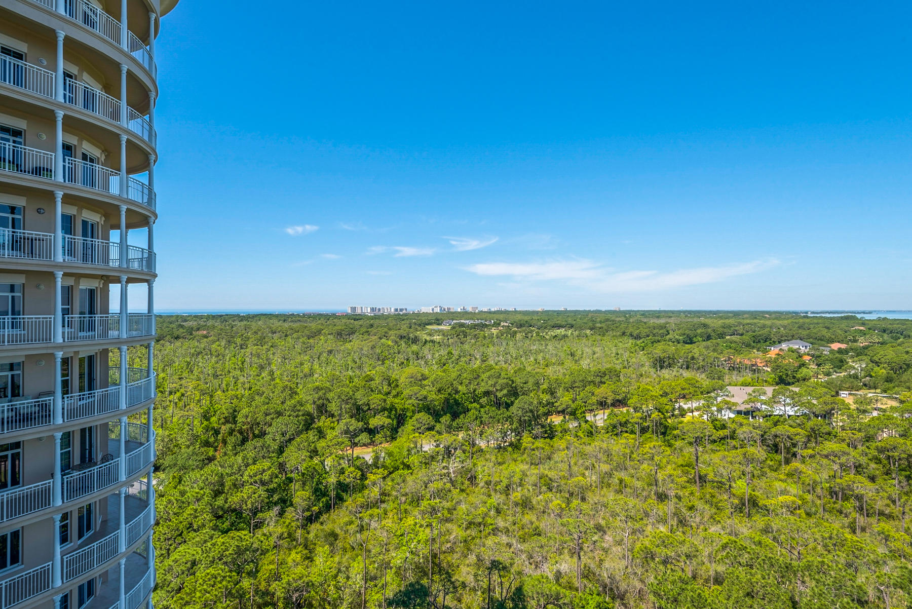 ONE WATER PLACE - Residential