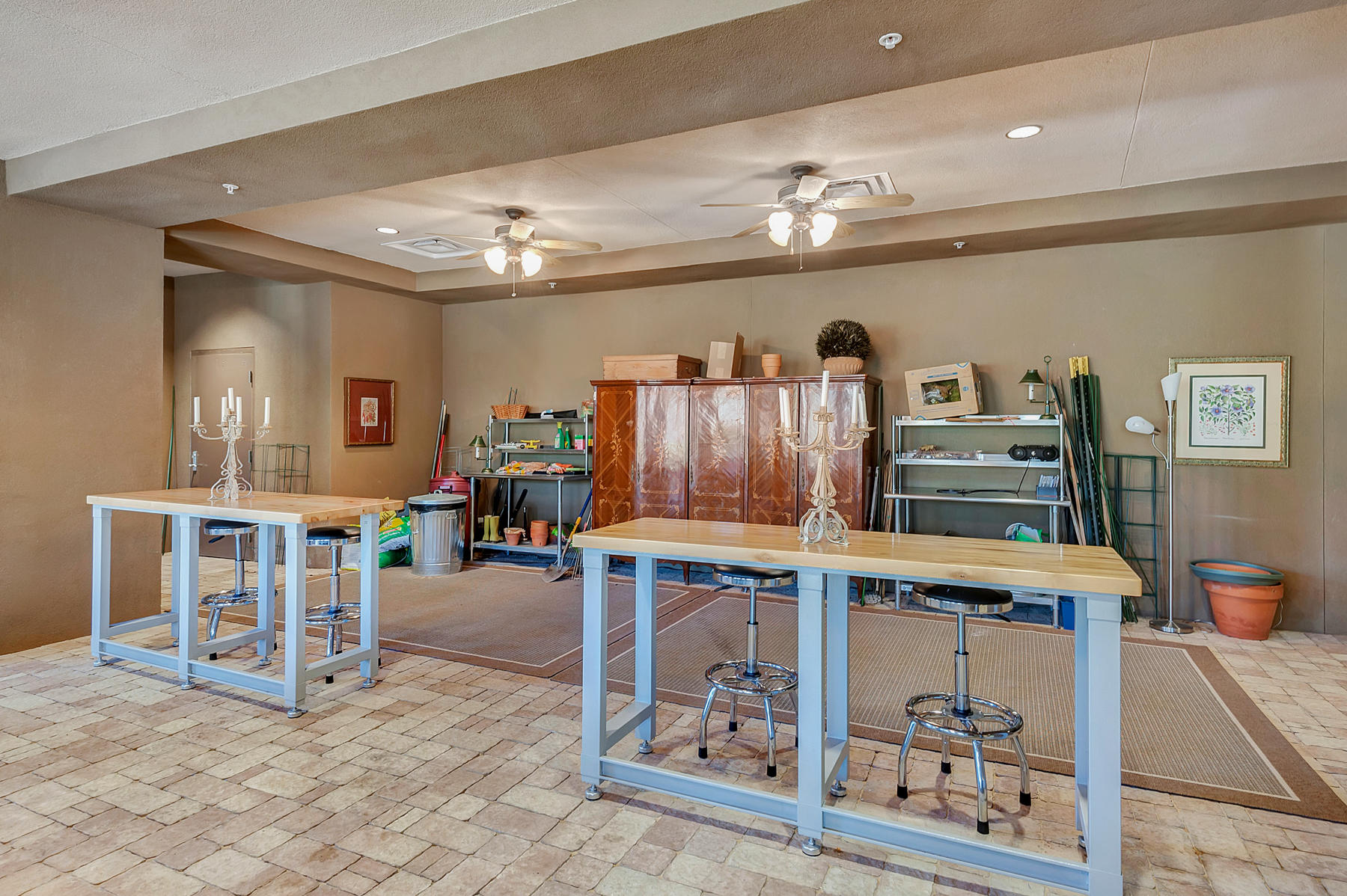 ONE WATER PLACE - Residential