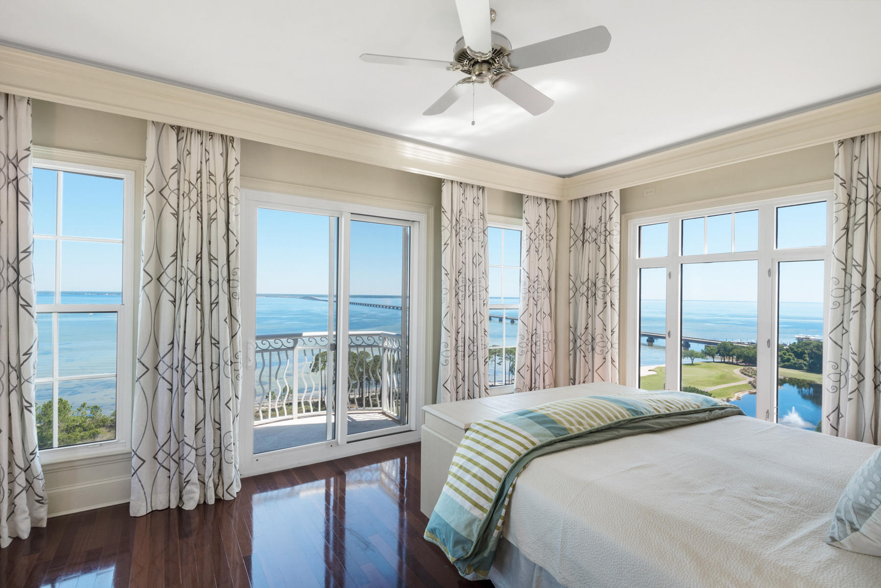 ONE WATER PLACE - Residential