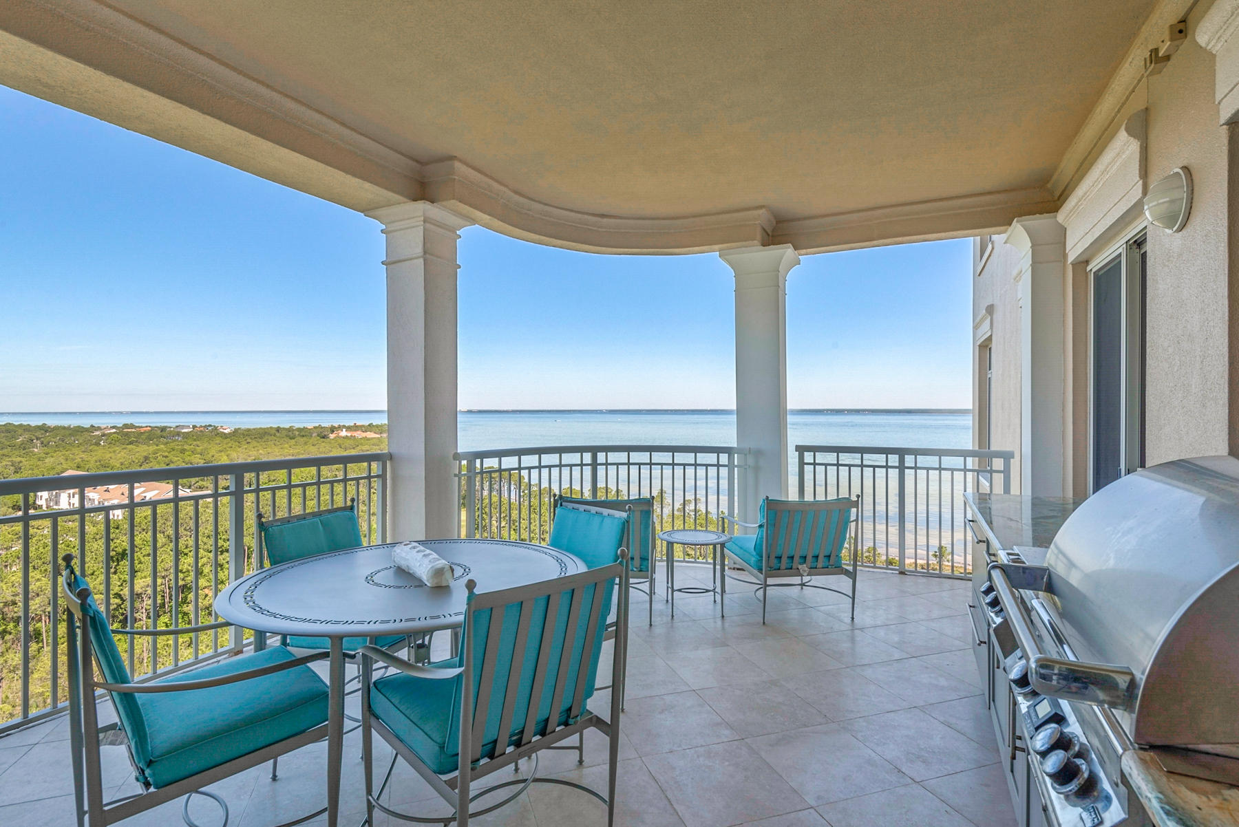 ONE WATER PLACE - Residential