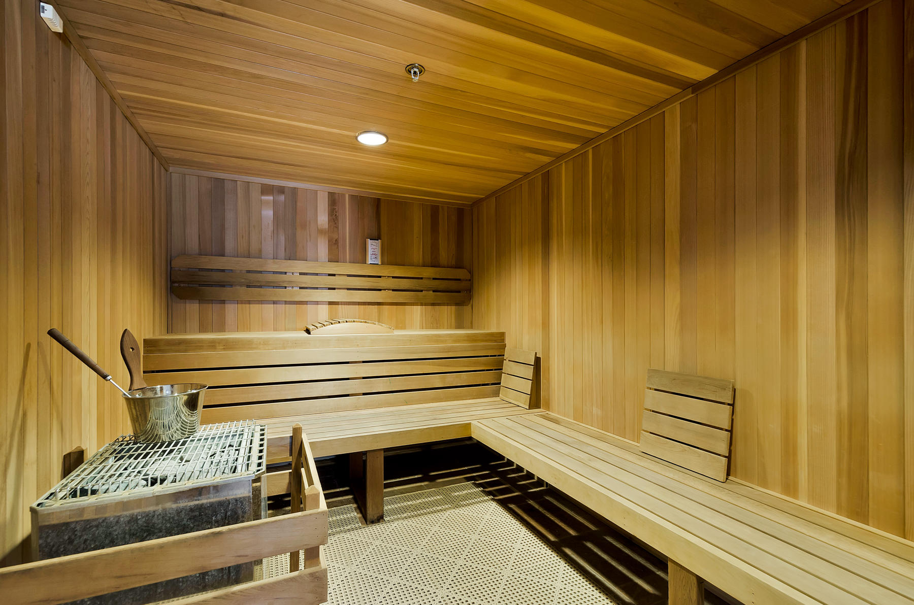 ONE WATER PLACE - Residential