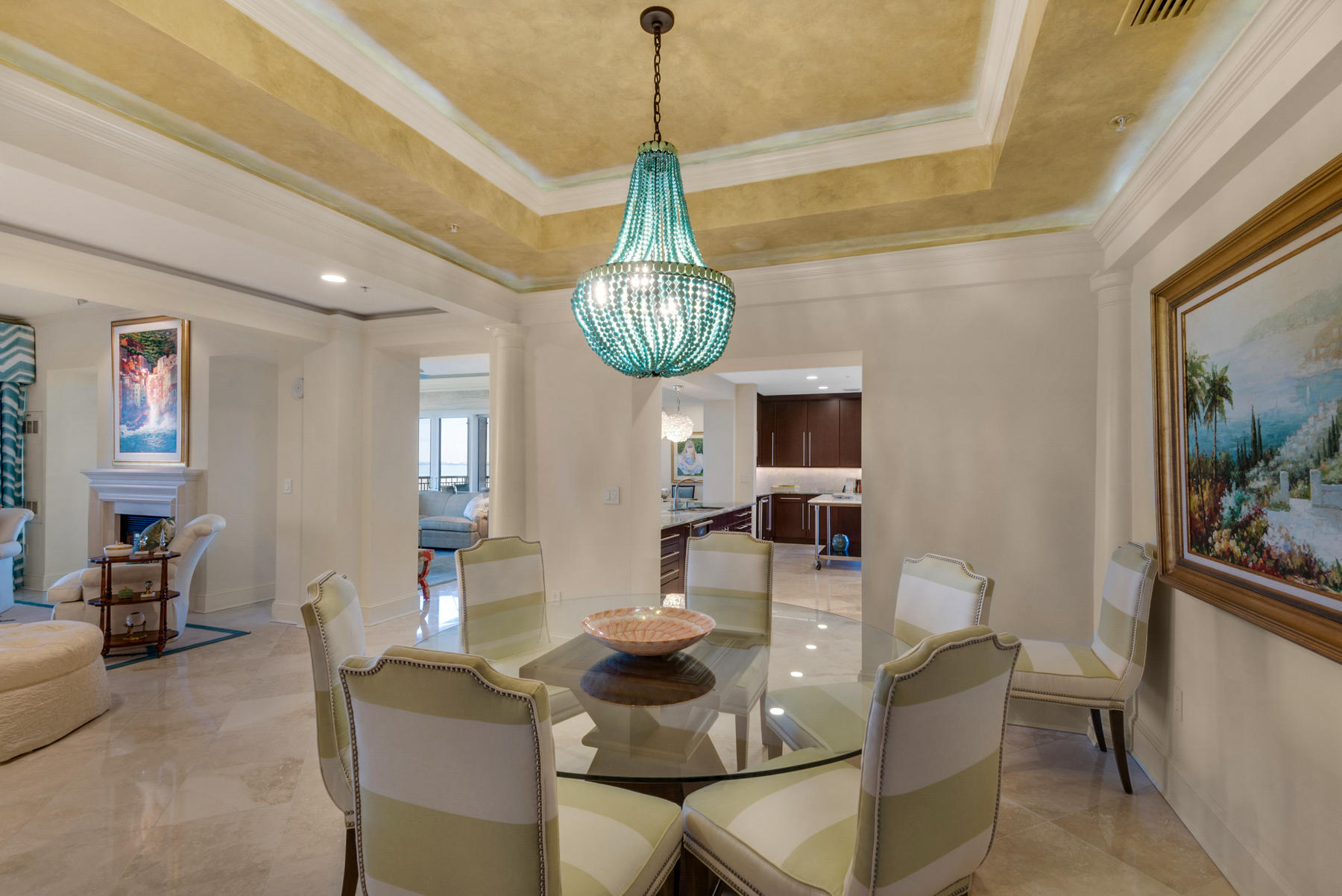 ONE WATER PLACE - Residential