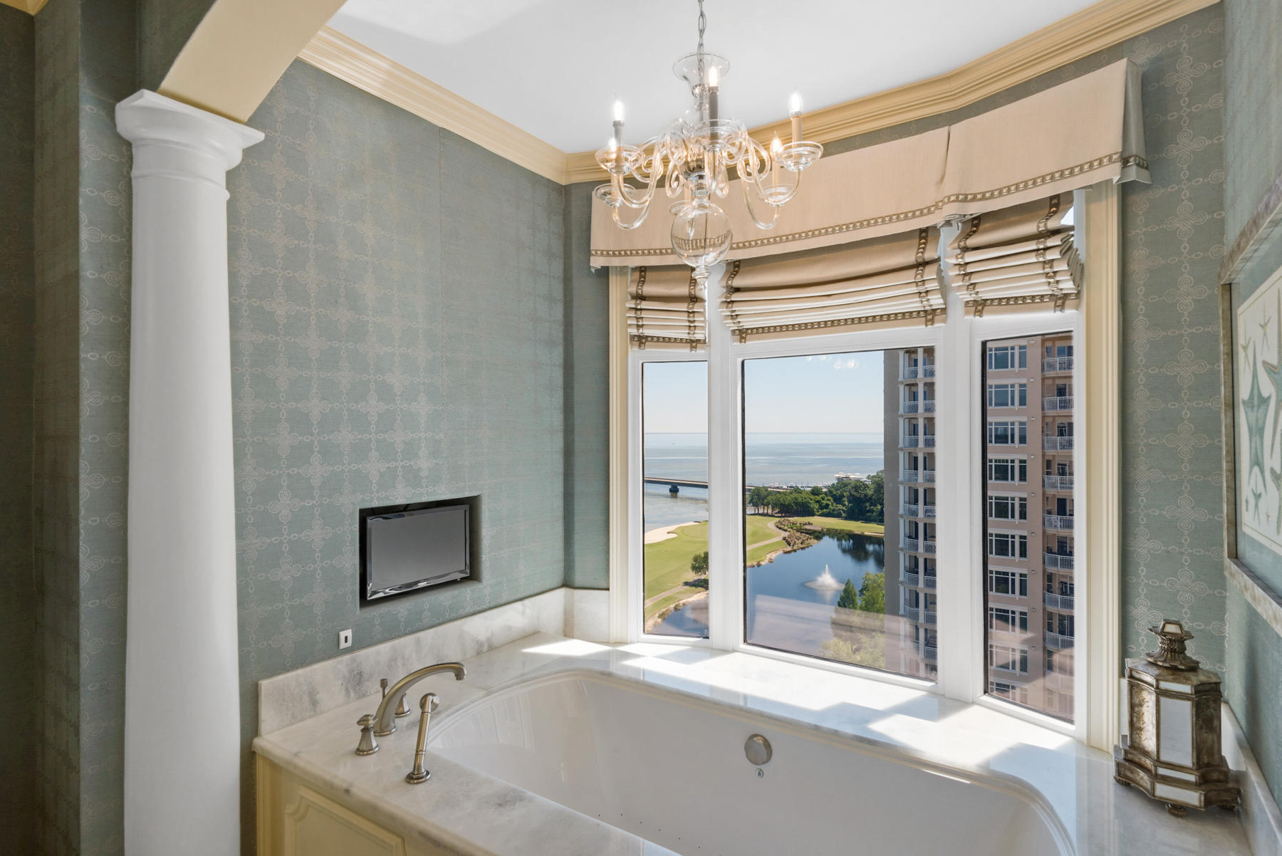 ONE WATER PLACE - Residential