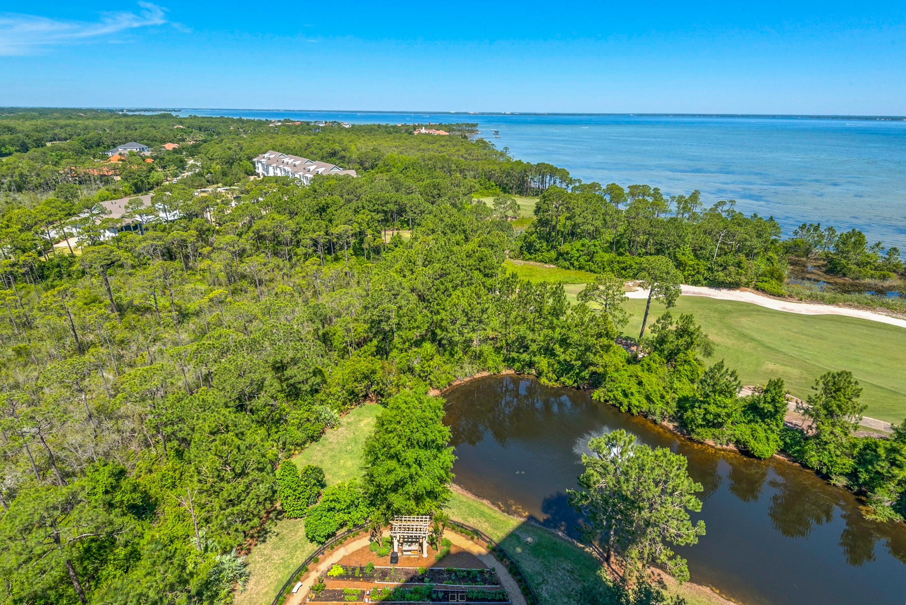 ONE WATER PLACE - Residential