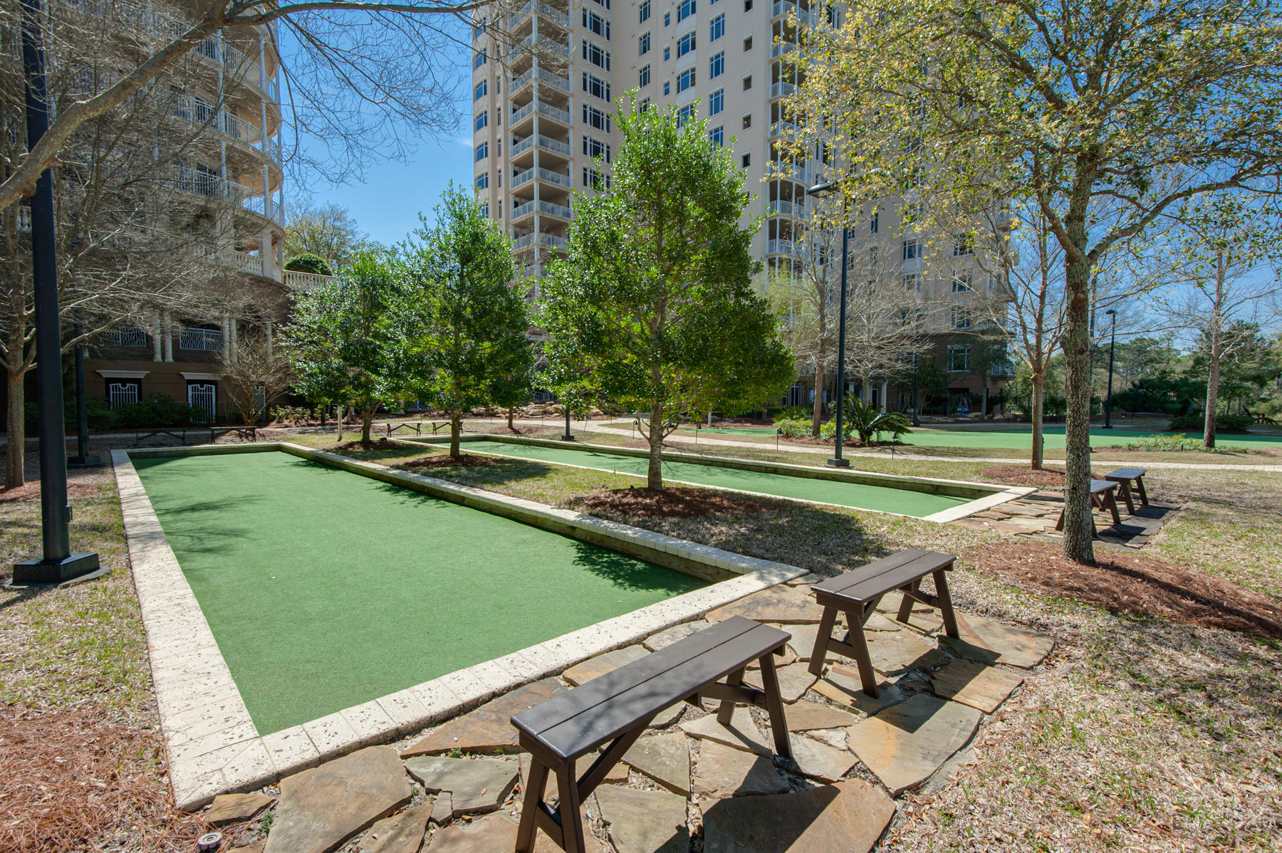 ONE WATER PLACE - Residential