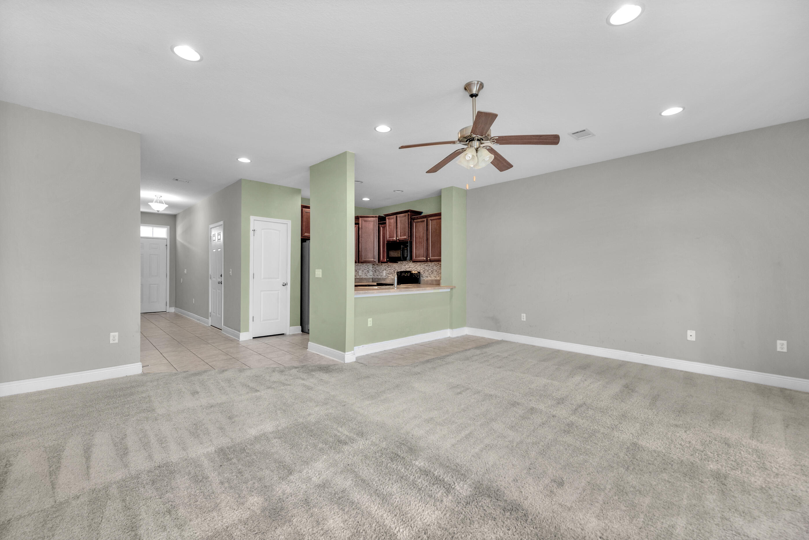 IRON HORSE T/H - Residential