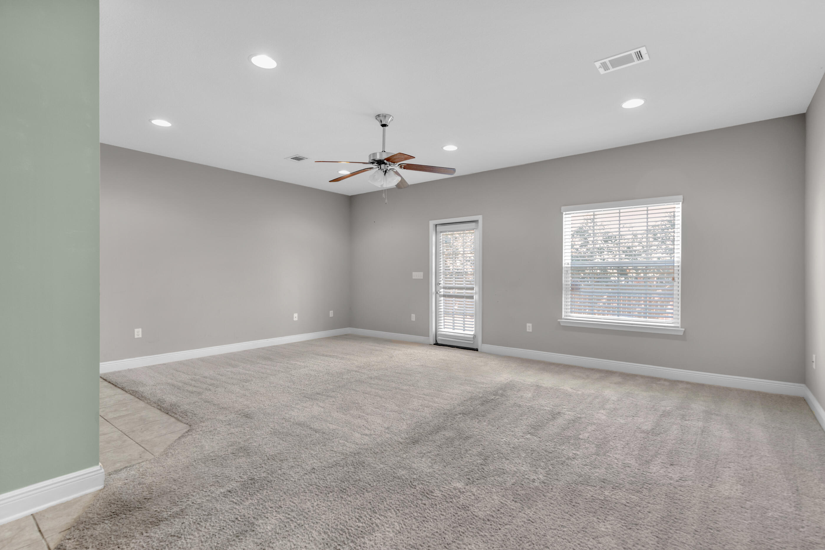 IRON HORSE T/H - Residential