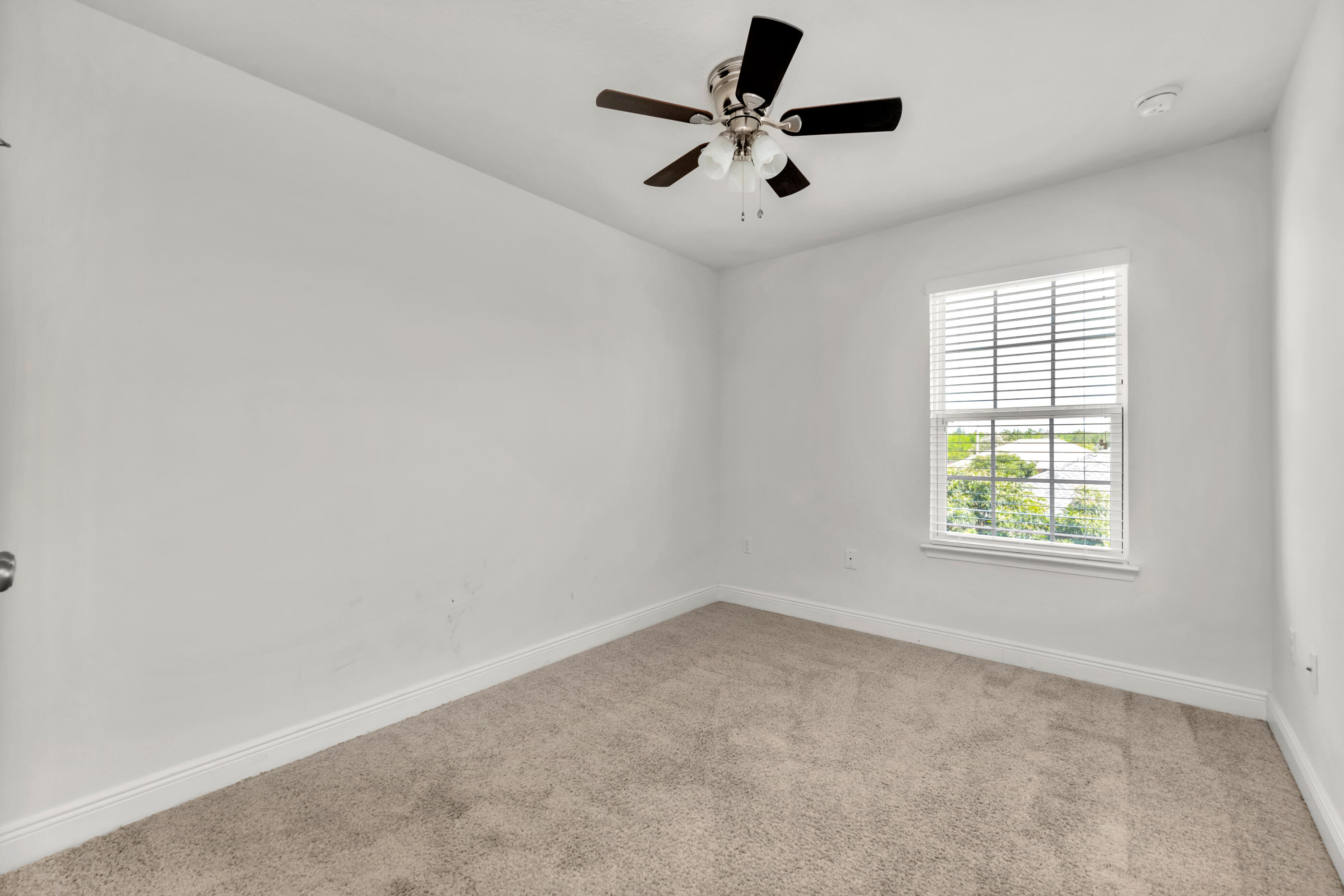 IRON HORSE T/H - Residential