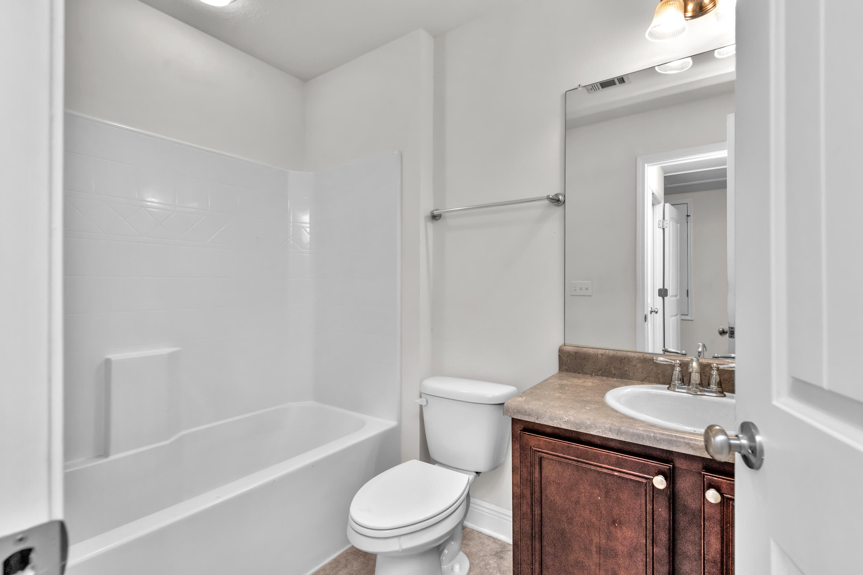 IRON HORSE T/H - Residential