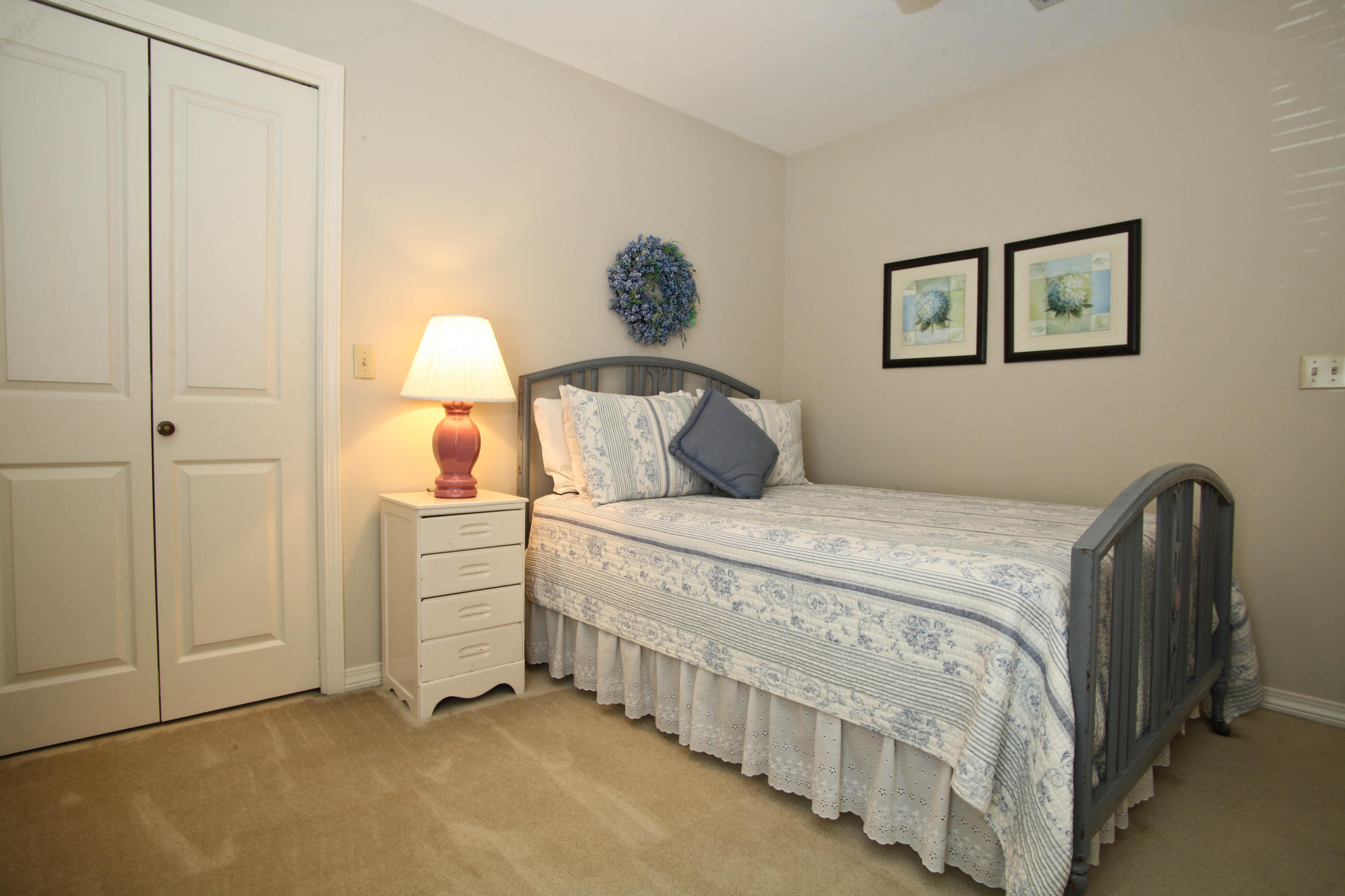 LAKE POINTE - Residential