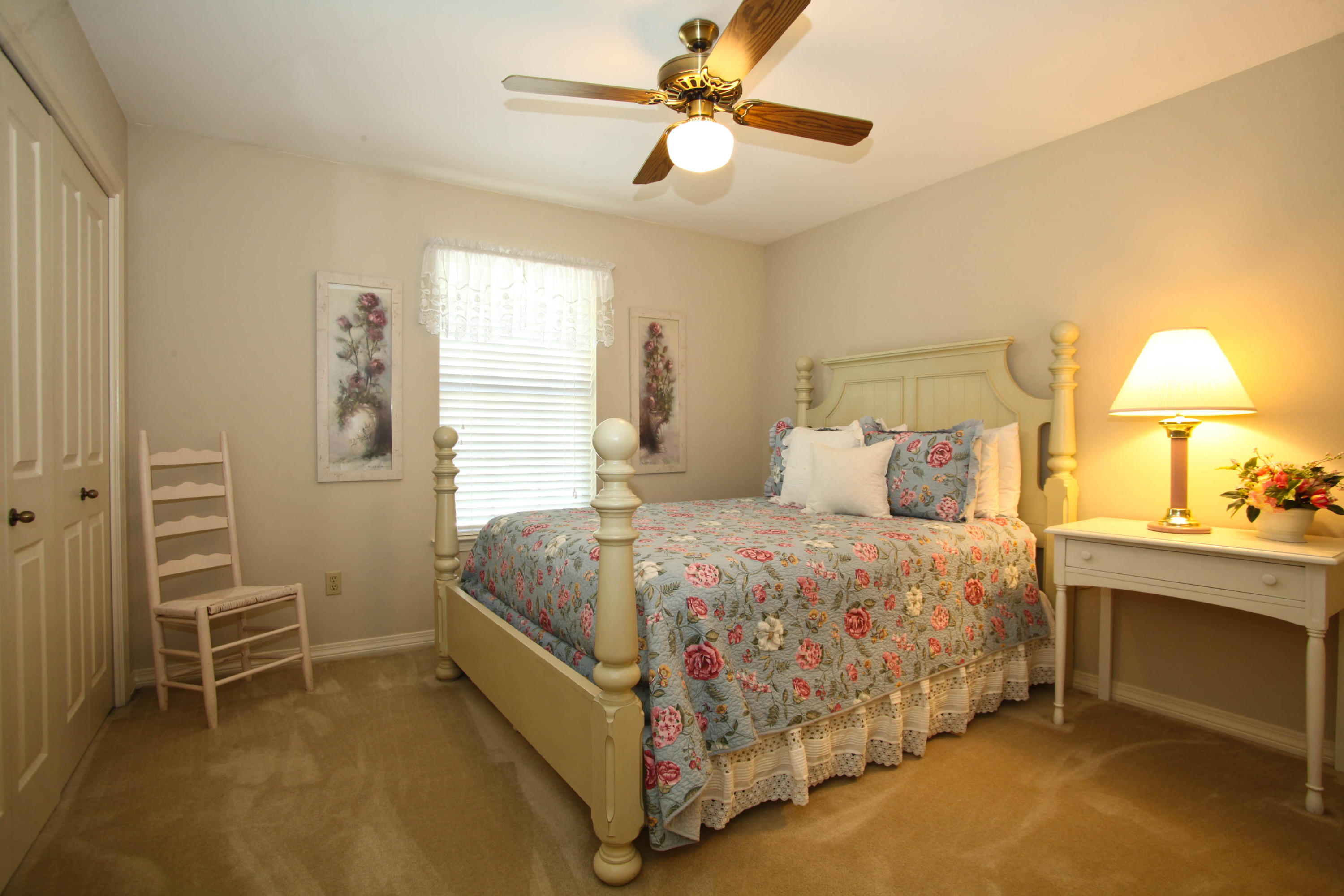 LAKE POINTE - Residential