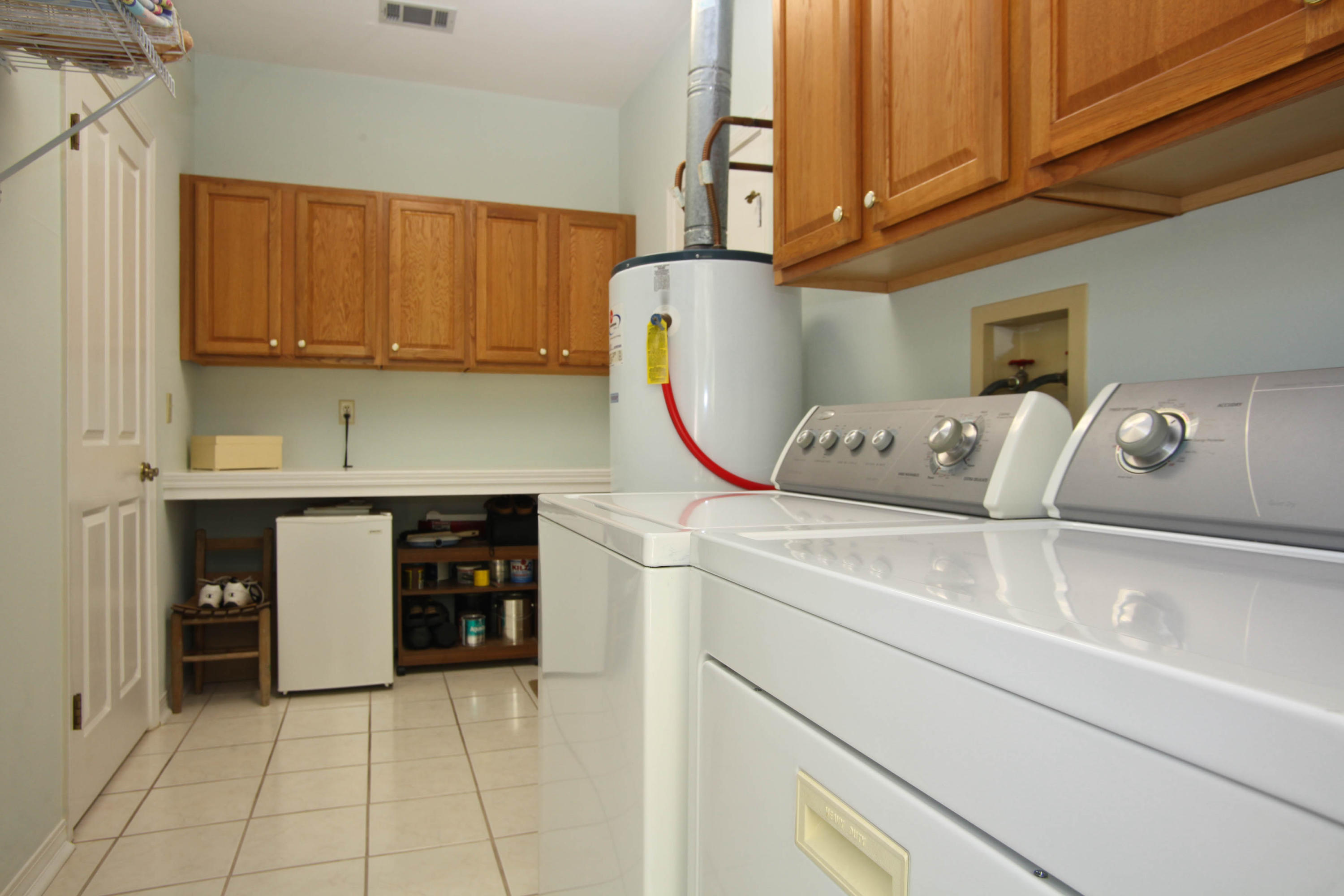 LAKE POINTE - Residential