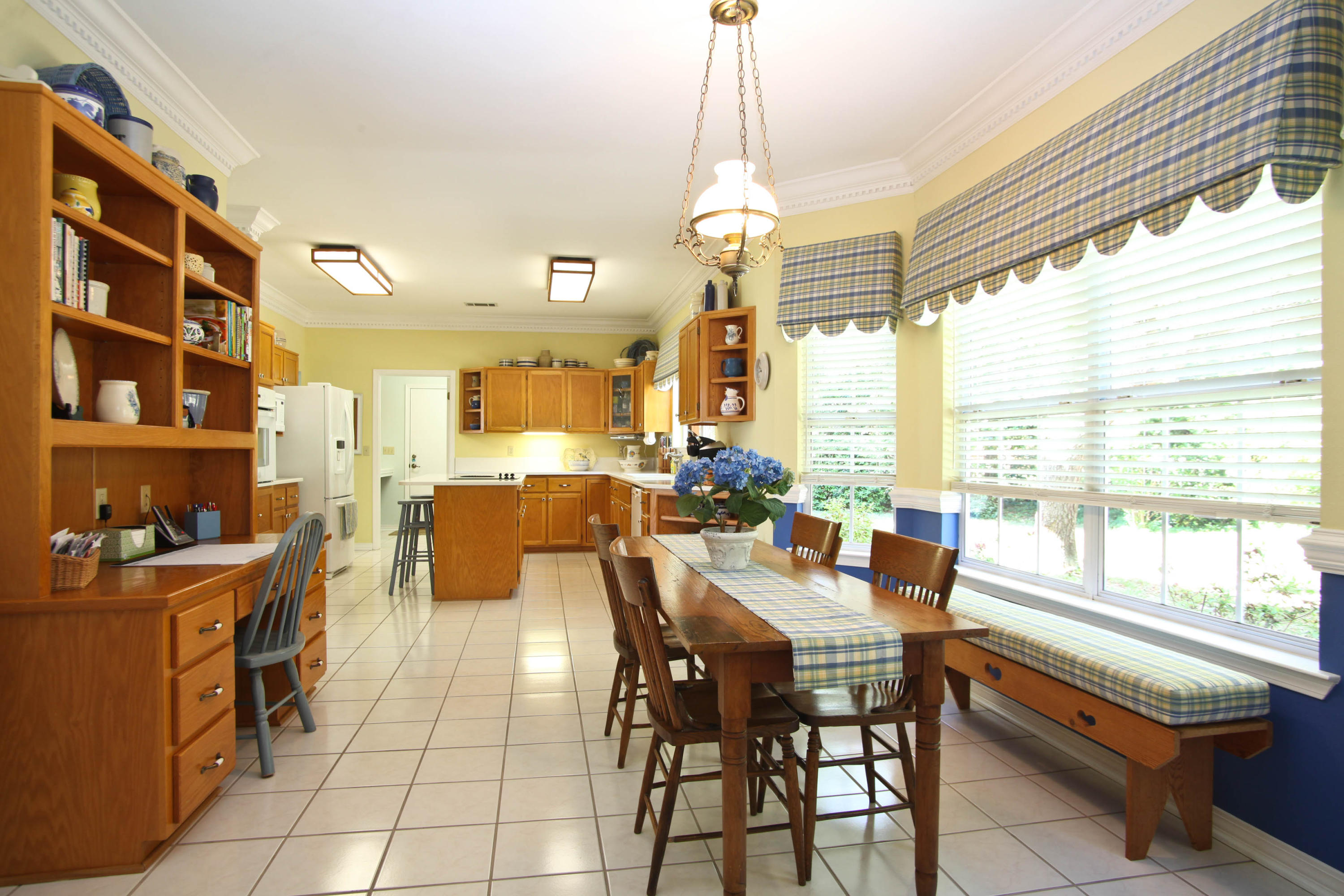 LAKE POINTE - Residential