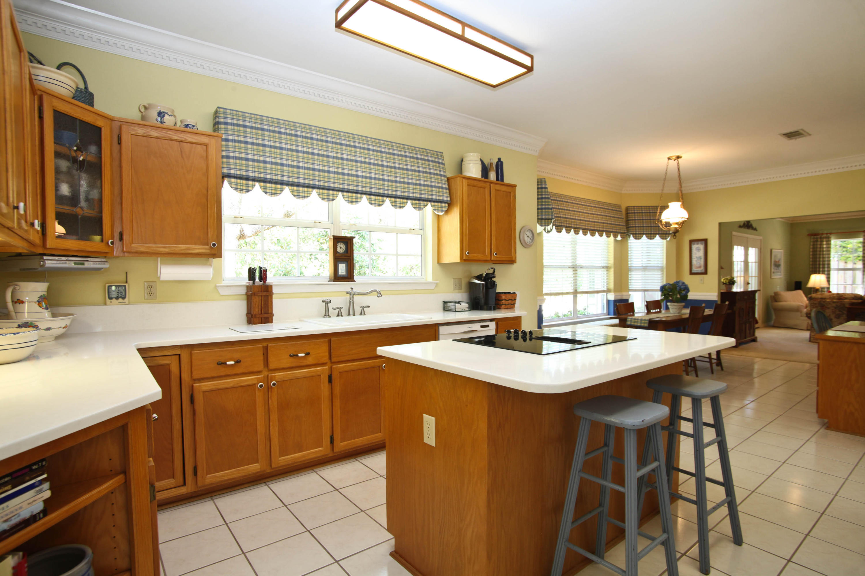 LAKE POINTE - Residential