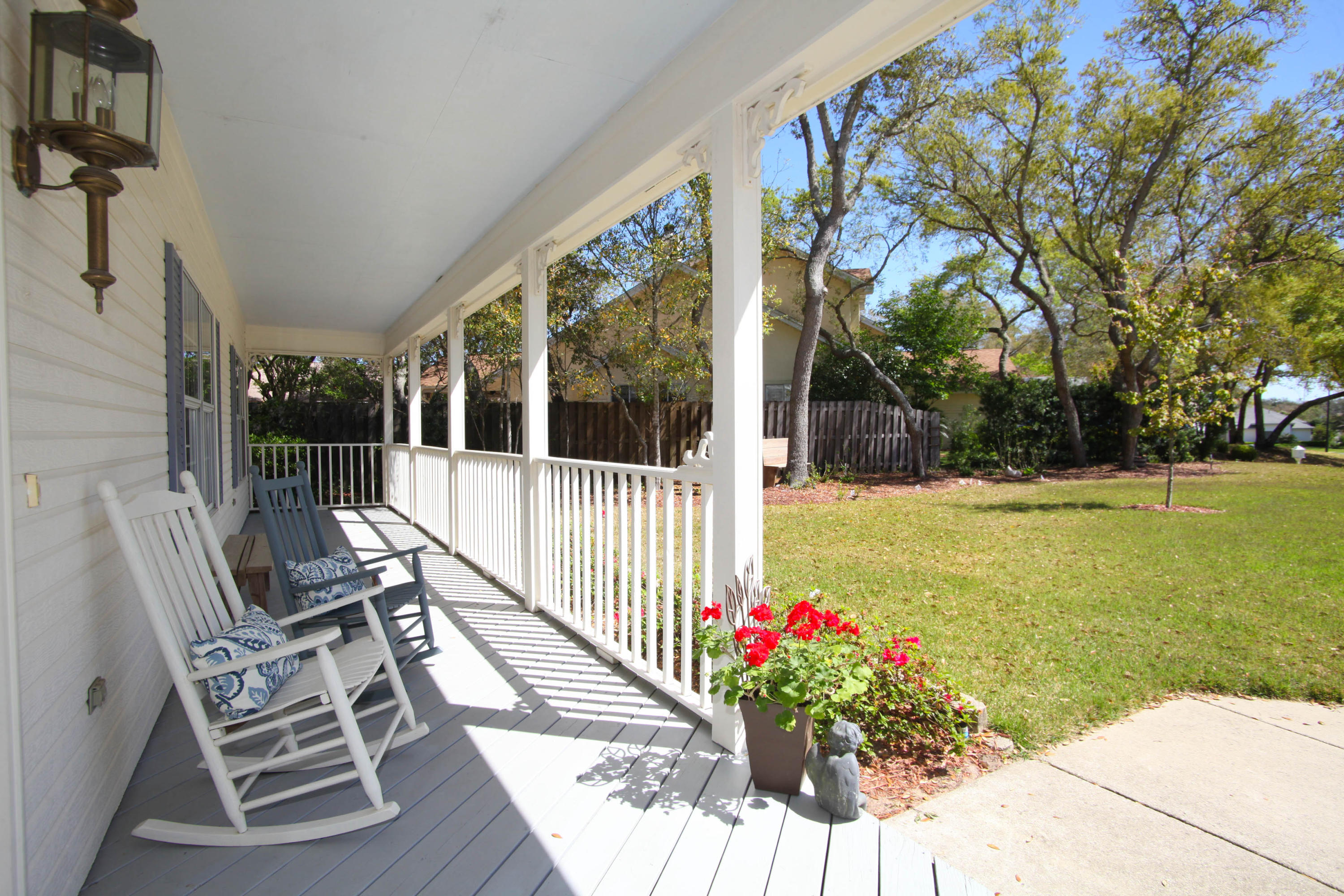 LAKE POINTE - Residential