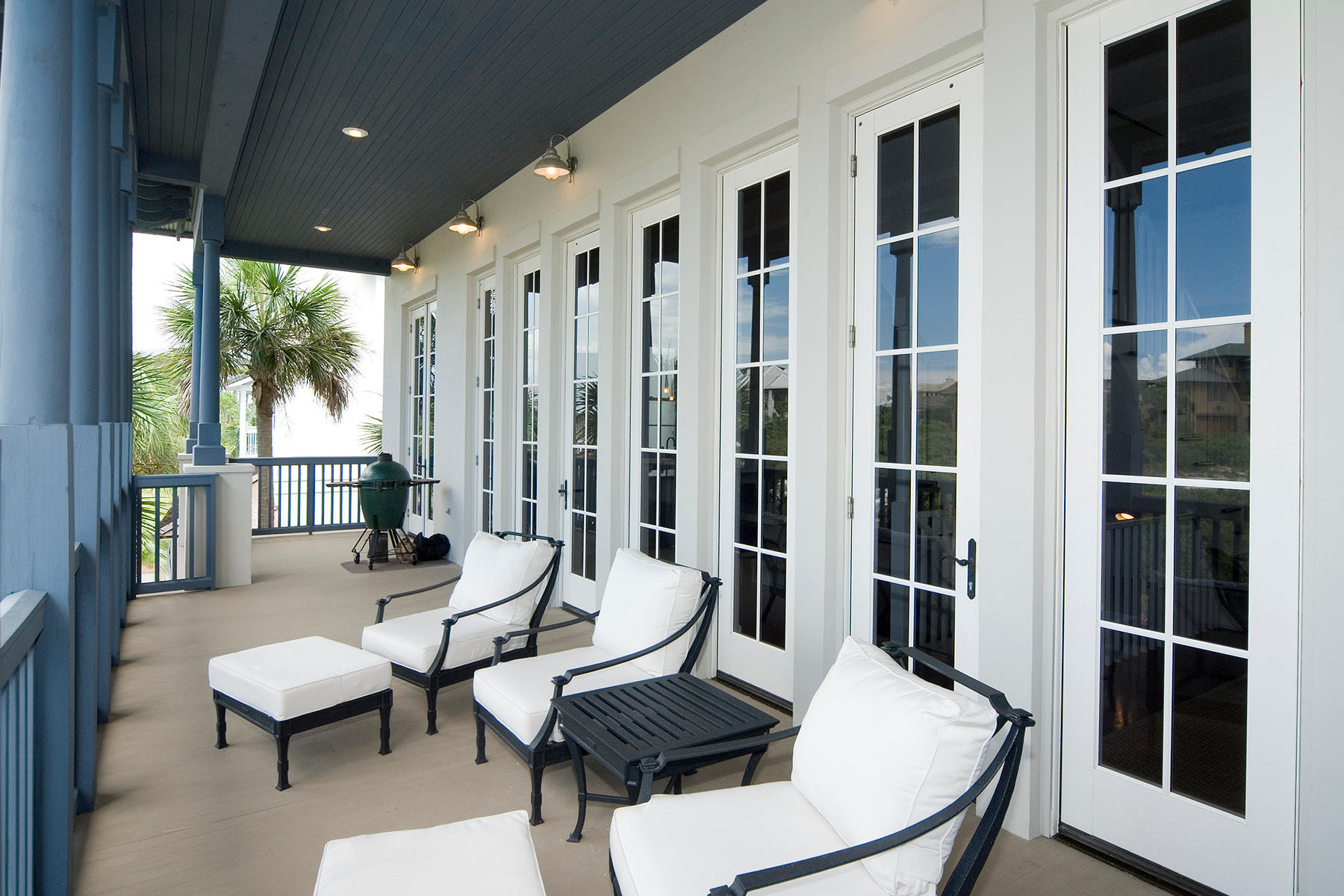 RETREAT THE - Residential