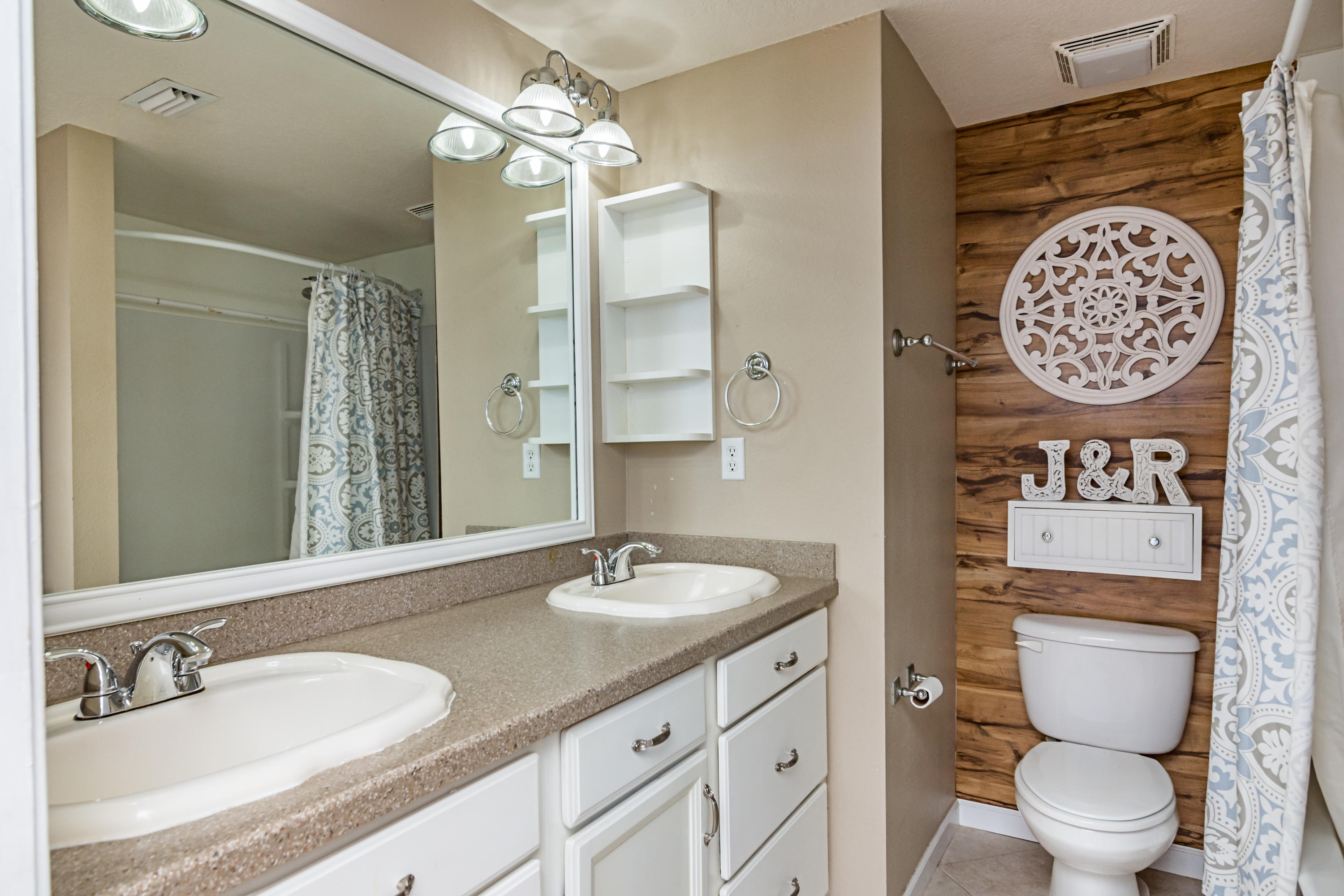 GARNIERS BEACH 3RD - Residential