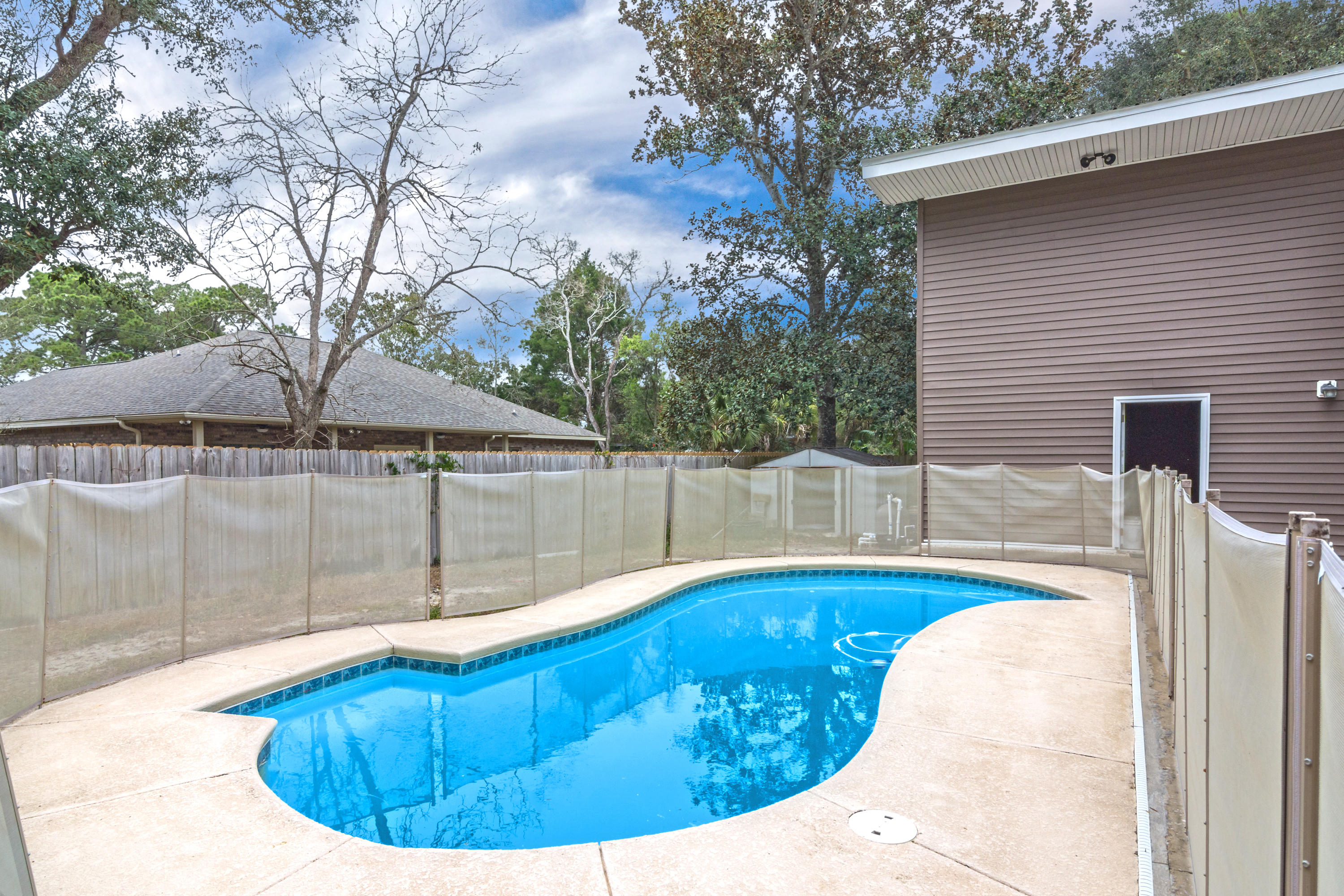 GARNIERS BEACH 3RD - Residential