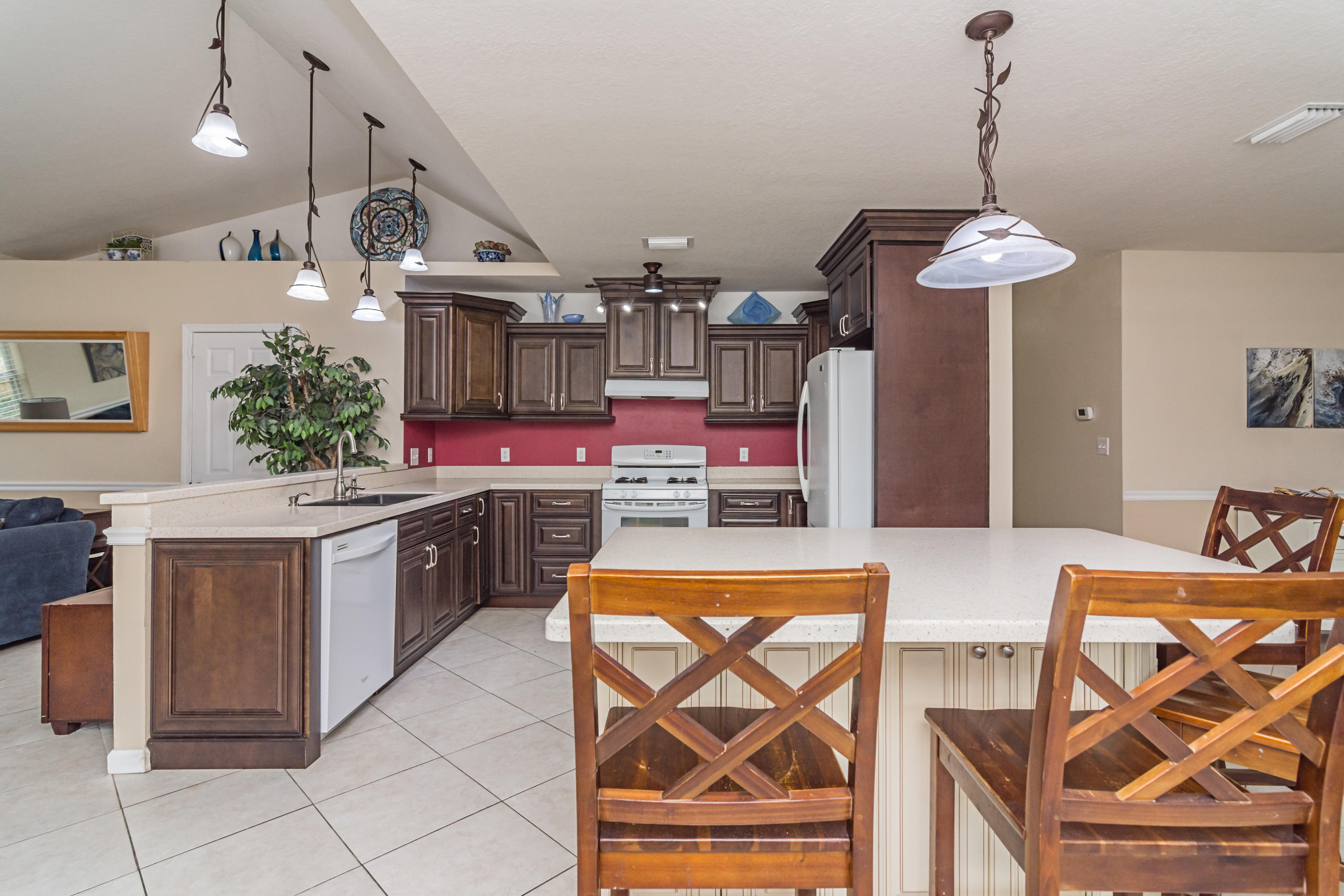 GARNIERS BEACH 3RD - Residential