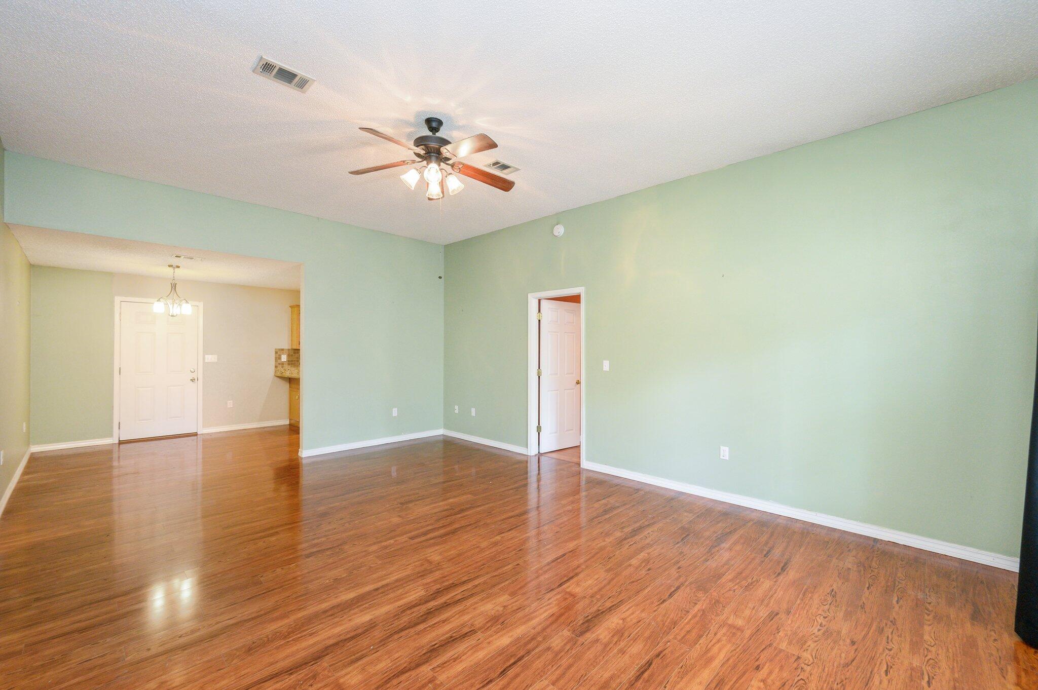 AUBURN ACRES - Residential