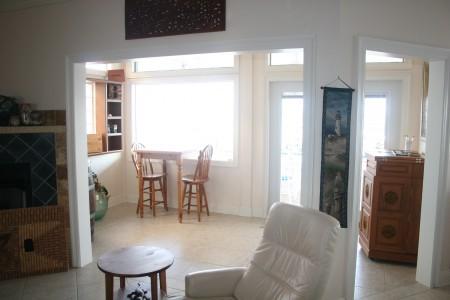 LIGHTHOUSE POINTE - Residential