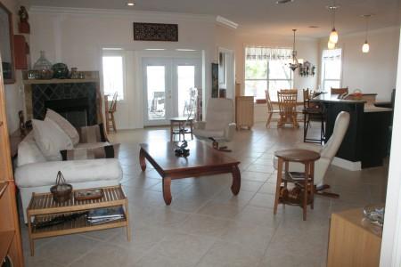 LIGHTHOUSE POINTE - Residential