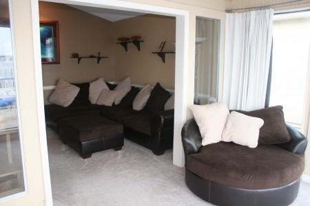 LIGHTHOUSE POINTE - Residential