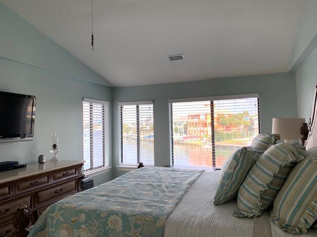 HOLIDAY ISLE - Residential