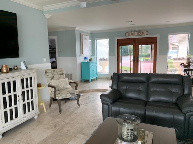 HOLIDAY ISLE - Residential