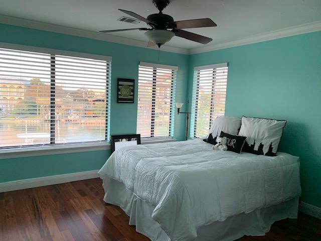 HOLIDAY ISLE - Residential