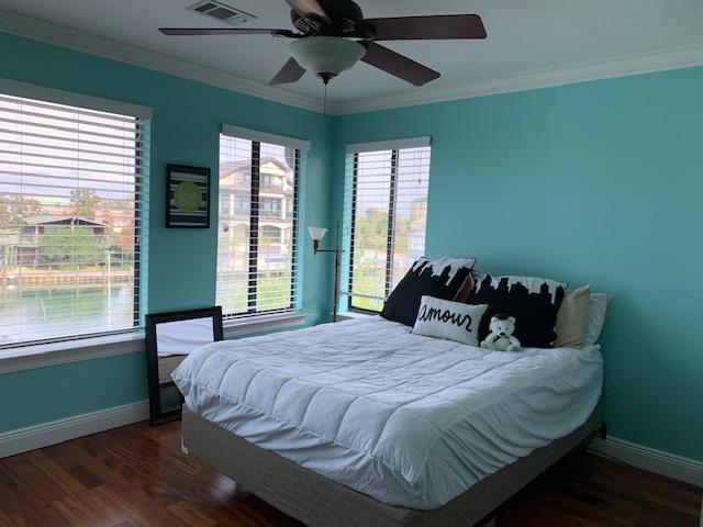 HOLIDAY ISLE - Residential