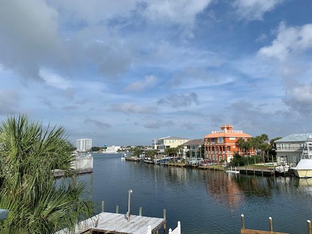 HOLIDAY ISLE - Residential
