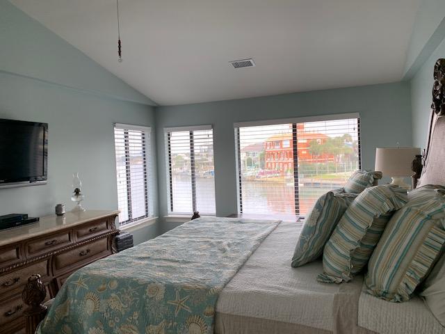 HOLIDAY ISLE - Residential