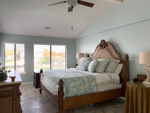 HOLIDAY ISLE - Residential