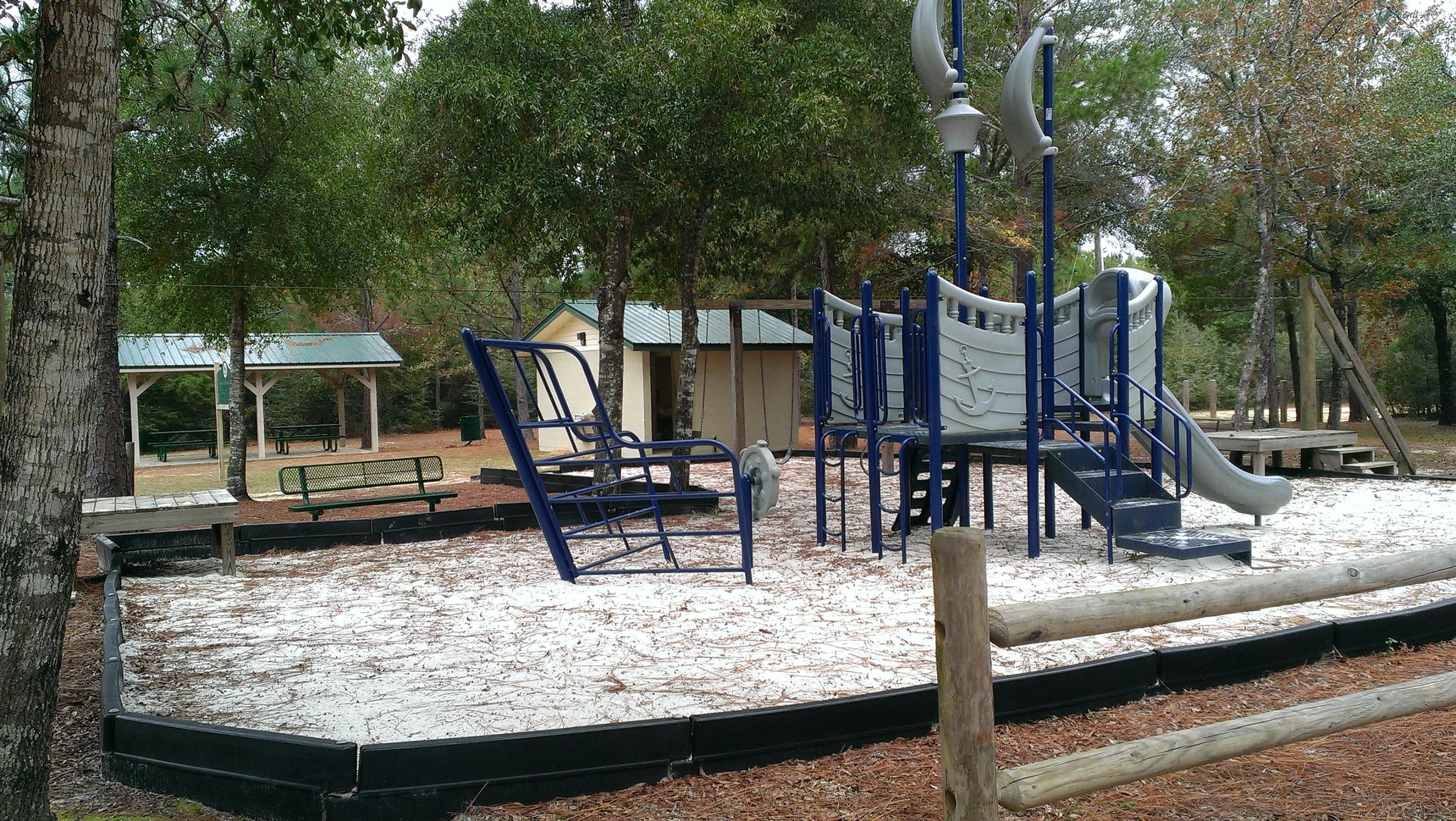 OAKWOOD HILLS UNIT 3 - Land