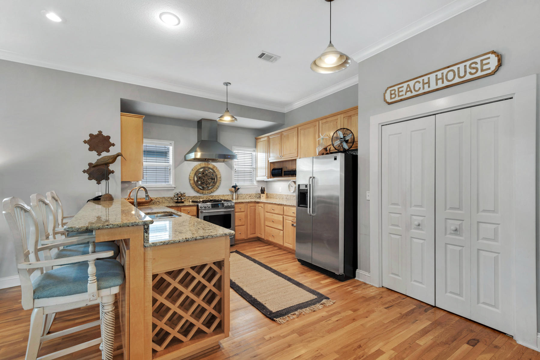 WATERS EDGE - Residential