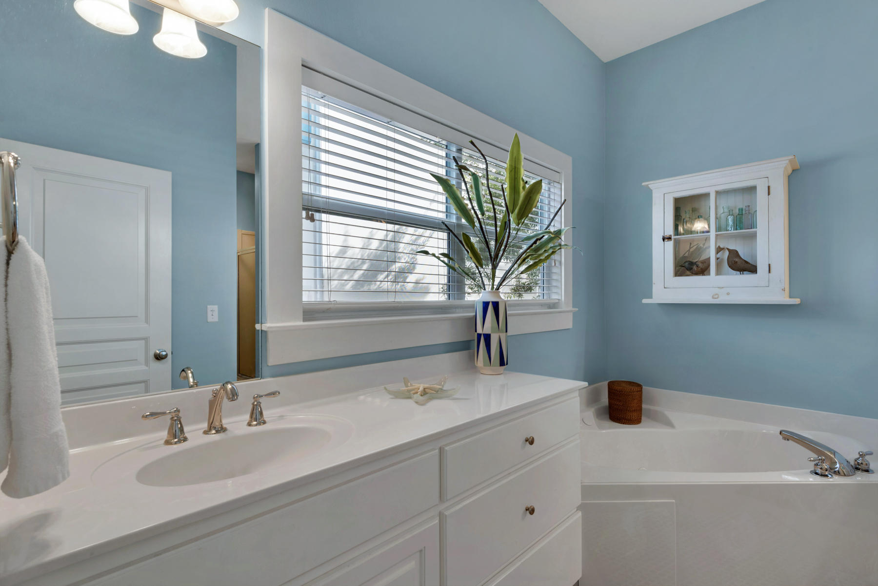 WATERS EDGE - Residential