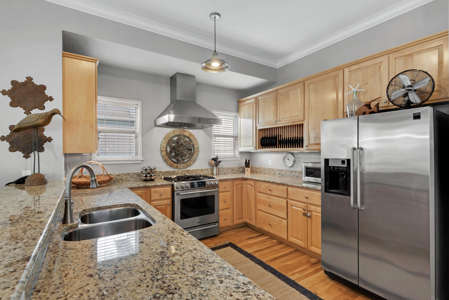 WATERS EDGE - Residential