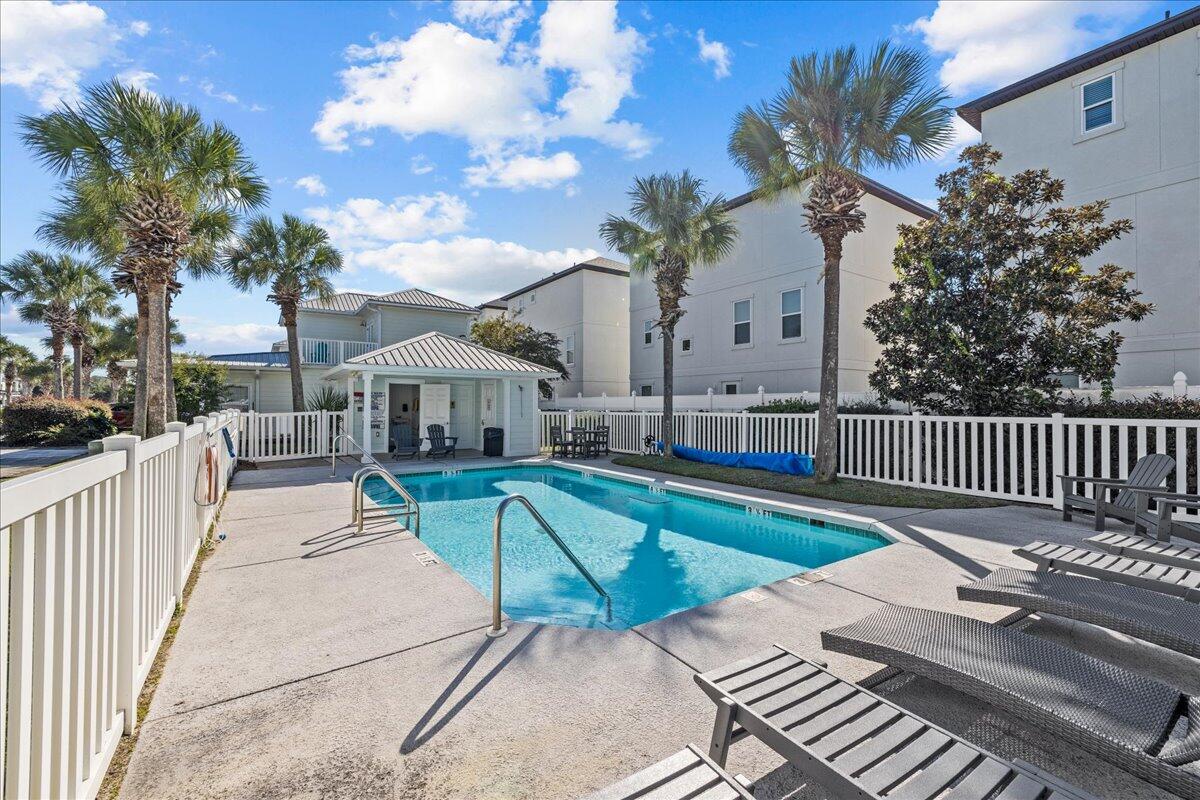 Miramar Palms - Residential