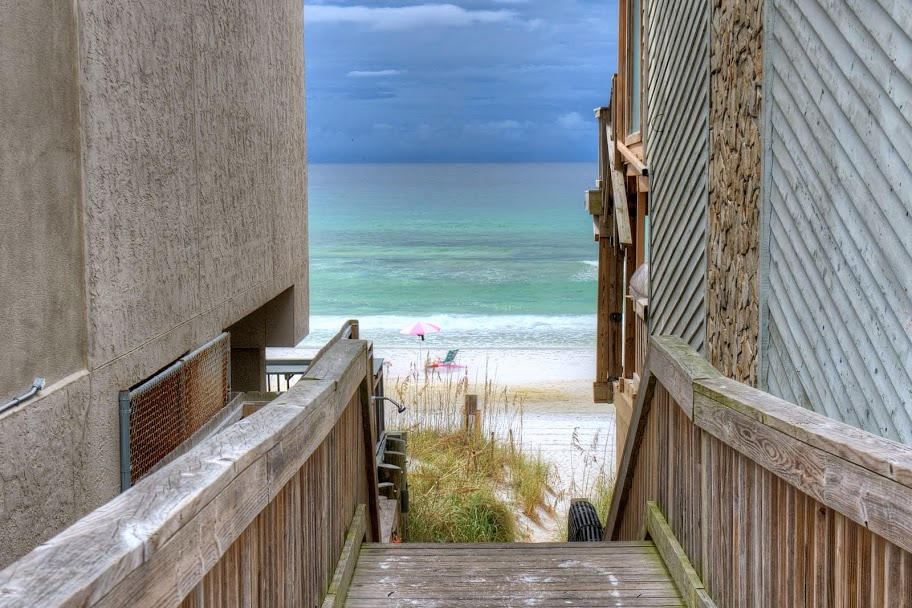 MIRAMAR BEACH VILLAS - Residential