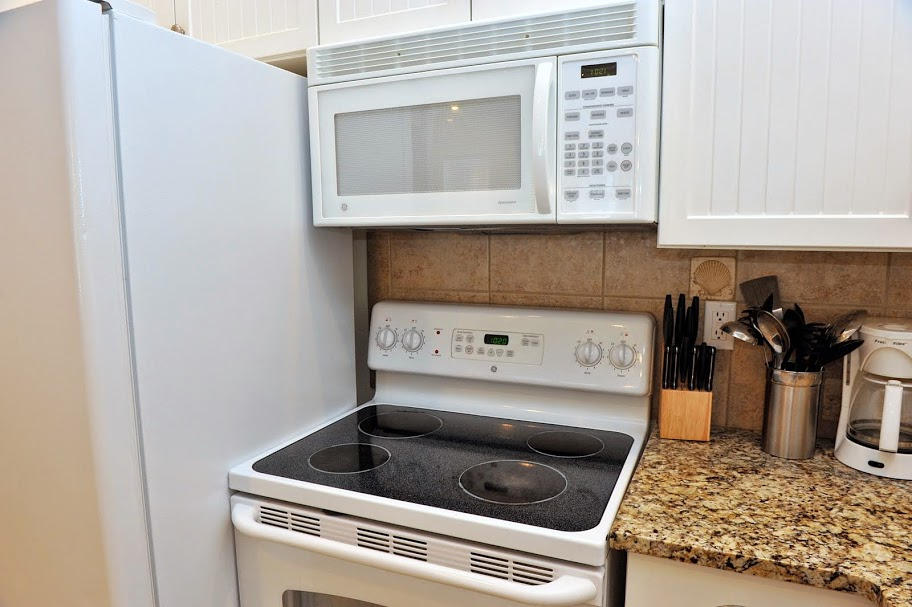 MIRAMAR BEACH VILLAS - Residential