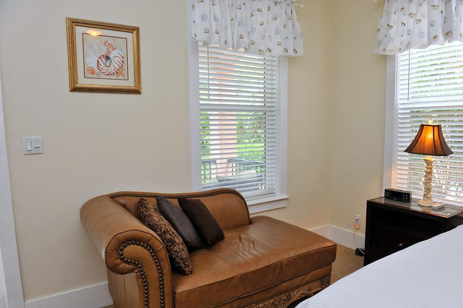 MIRAMAR BEACH VILLAS - Residential