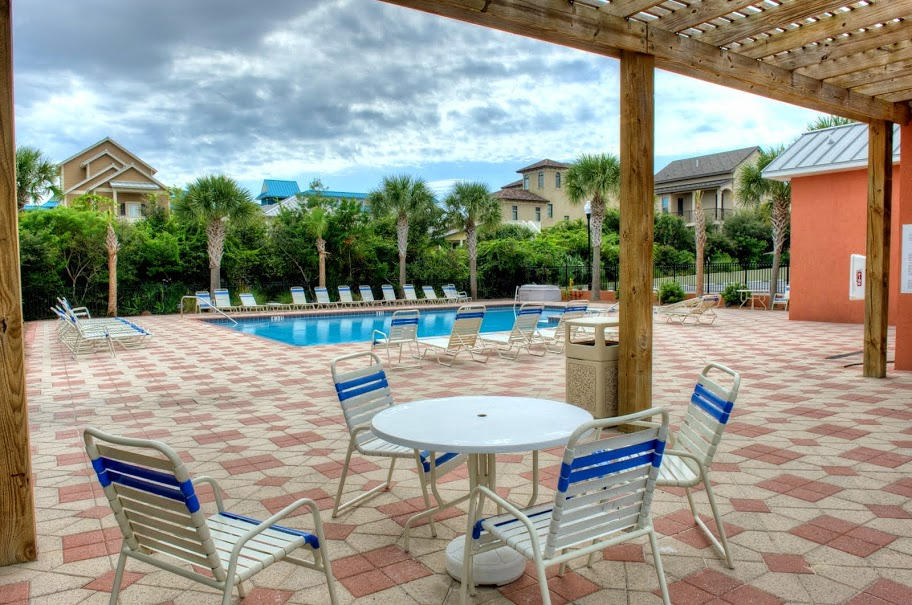 MIRAMAR BEACH VILLAS - Residential