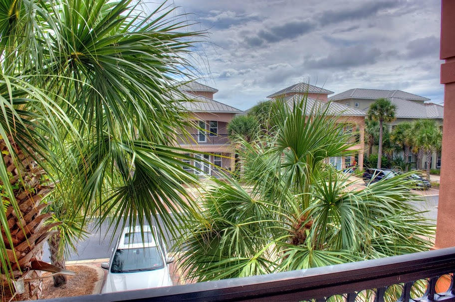 MIRAMAR BEACH VILLAS - Residential